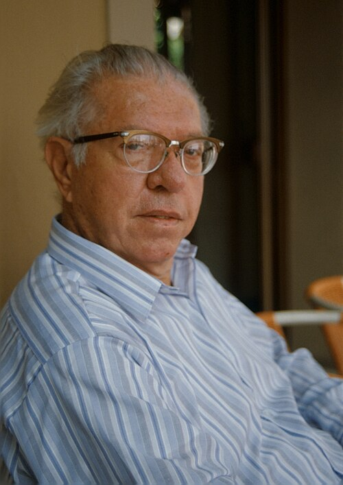 Fred Hoyle